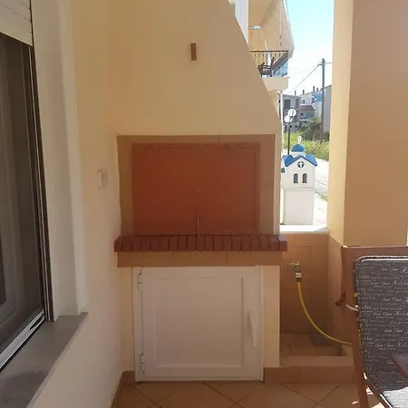 In Paralia Ofrynio Lejlighed