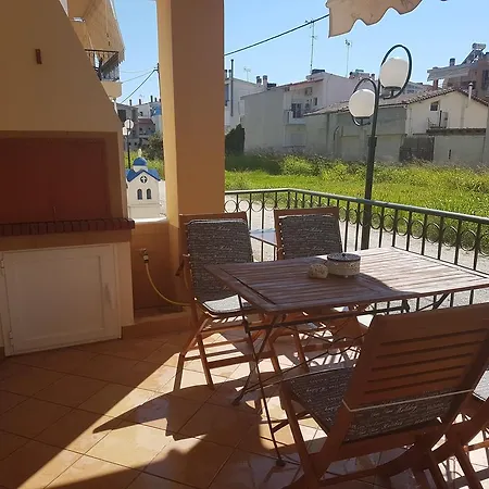 In Paralia Ofrynio Lejlighed