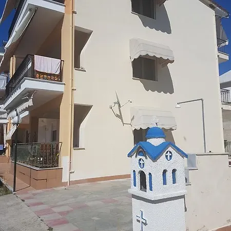 In Paralia Ofrynio Orfánion