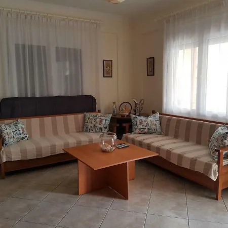 Lejlighed In Paralia Ofrynio